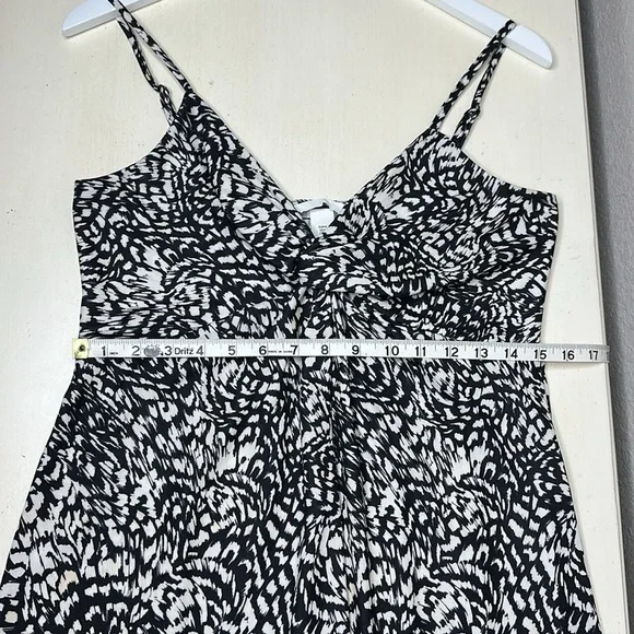 H&M Black and White Twist Front Abstract Print Spaghetti Strap Midi Dress Size M - Picture 11 of 12